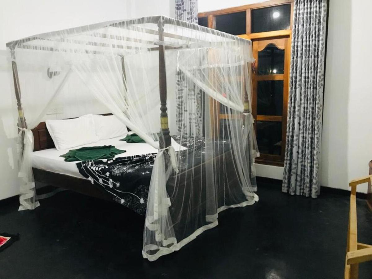 Akash Villa Talaramba Extérieur photo